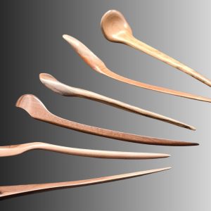 Pics à Cheveux en bois locaux